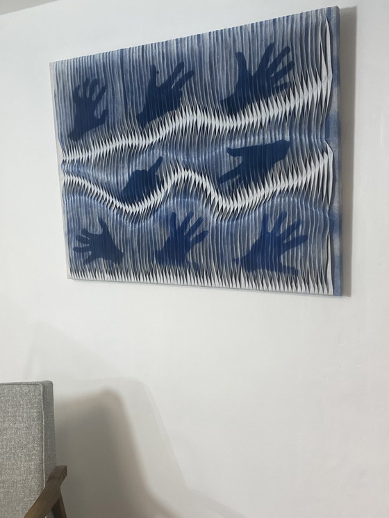 Image 1 of Tableau Sculpture Art Textiles Réf Jeu de Mains