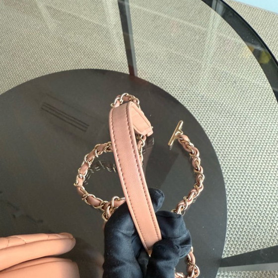 Image 1 of Chanel Trendy CC Small - Cannage Lamsleer Blush Goudkleurige Hardware Serie 23