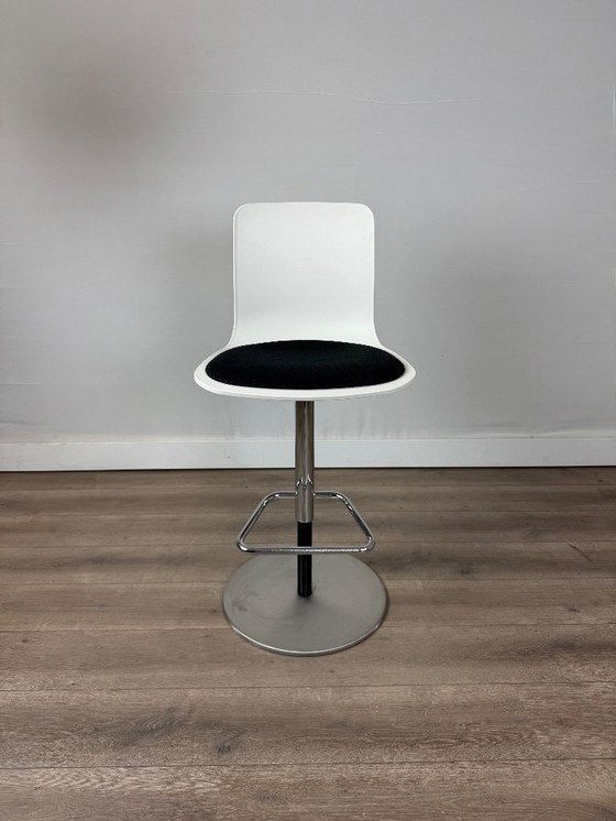 Image 1 of 4x VITRA Hal re barkruk