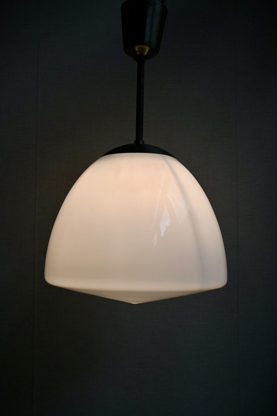 Image 1 of Lampada scolastica Philips in stile Art Déco, vetro opalino, anni '30