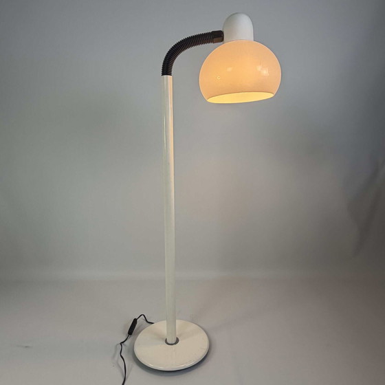 Mushroom floor lamp by Hala Zeist – Floor lights, Plastic, Vintage (photo 2 of 25)