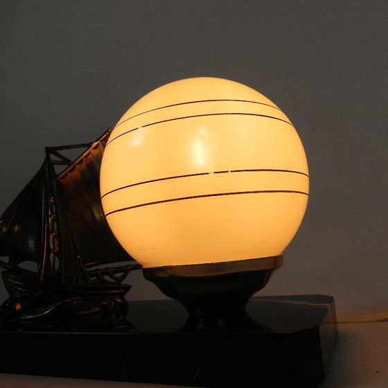 Art Deco desk lamp with sailboat and globe on marble base, 1930s – Table lamps, Metal, Vintage (photo 15 of 15)