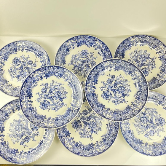 Image 1 of Set of 8 blue earthenware dinner plates with floral and bird decoration, early 20th century