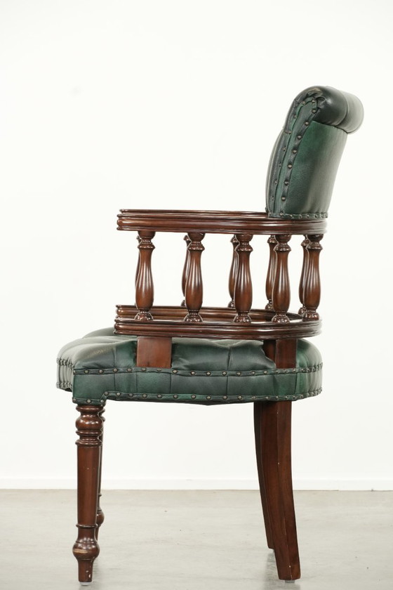Image 1 of Fauteuil de bureau Chesterfield classique en cuir de vachette vert flammé / fauteuil d'appoint