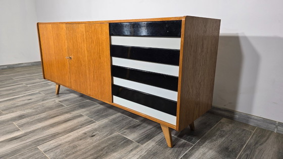 Image 1 of Buffet de Jiri Jiroutek pour Interior Prague, 1960