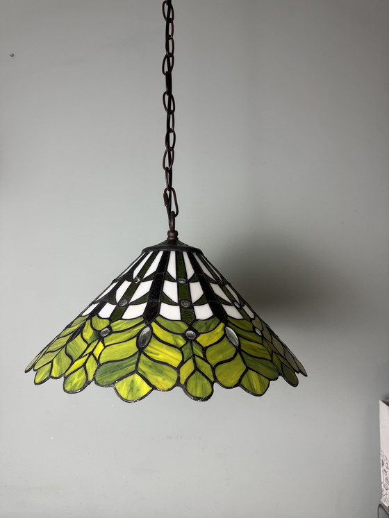 Image 1 of Prachtige glas-in-lood Tiffany hanglamp - Nieuw in doos!