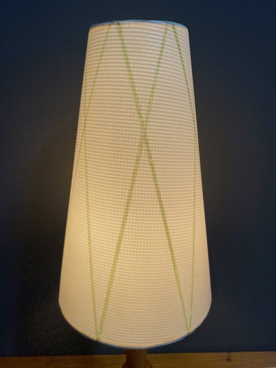 Image 1 of Petite lampe de table en bois 1960