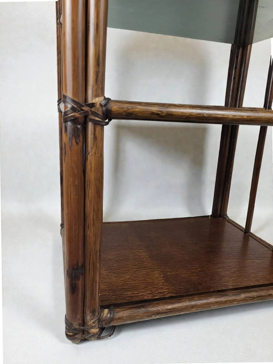 Bamboo shelf with smoked glass, 1970s – Shelving unit (photo 11 of 14)
