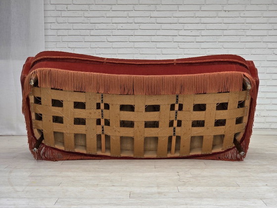 Image 1 of Deense driezitsbank uit de jaren 70, gebogen model, roze meubelvelours.