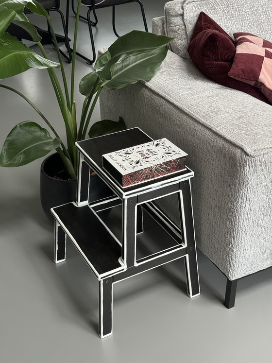 Image 1 of Decoratieve kruk