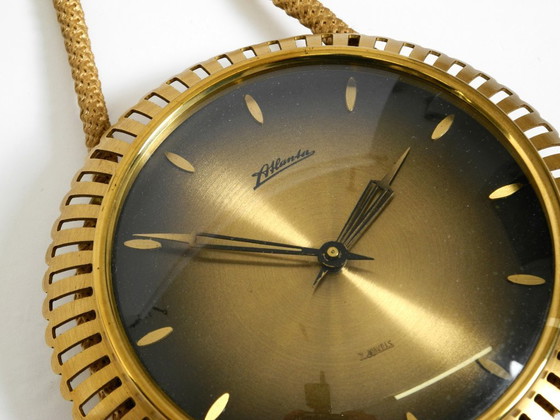 Image 1 of Piccolo orologio da parete meccanico originale di metà secolo, stile Atlanta, con movimento a 10 giorni.