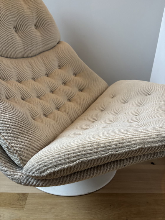 Image 1 of Artifort f510 armchair