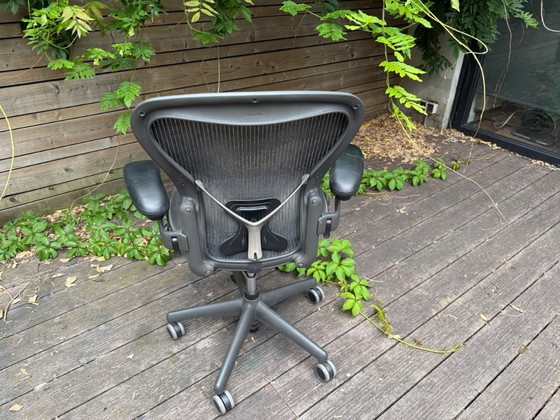 Image 1 of Herman Miller Aeron office chair with anthracite base