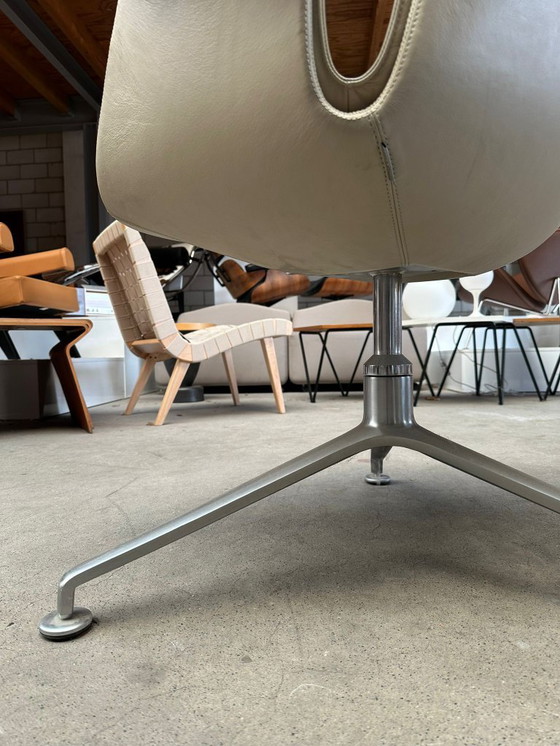 Image 1 of Poltrona Tulip FK6727 Walter Knoll di Fabricius & Kastholm