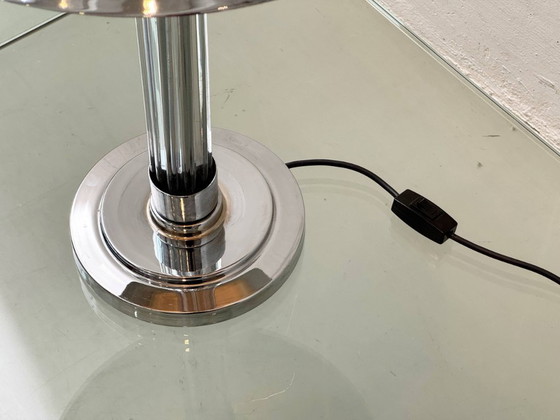 Image 1 of French Art Deco table lamp made of chrome-plated metal, 1930s