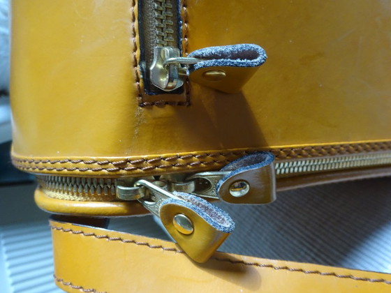 Image 1 of Bolso para portátil de piel Pratesi Italy con cierre