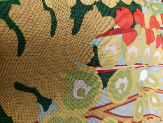 2 x Vintage Cushions – Pillows, Textile (photo 6 of 6)