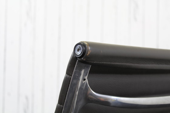 Image 1 of Ea117 Office Chairs Icf Charles & Ray Eames Seats