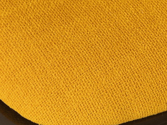 Image 1 of Space Age Waiting Bench, Drabert