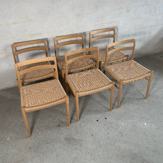 Image 1 of Oak dining chairs by Søren Willadsen – Restored Danish vintage design