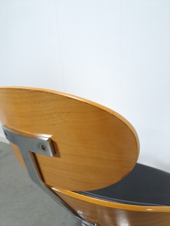 Image 1 of Dan-Form Curve Lounge-Sessel, Drehsessel Dänemark
