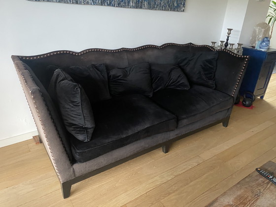 Image 1 of Banc du château en velours noir