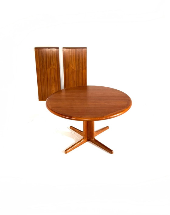 Vintage XL Extendable Danish Dining table, Korup Stølefabrik ‘70s – Wood, Metal (photo 3 of 15)