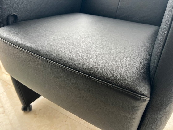 Image 1 of 8 chaises de salle à manger Framati Luxury en cuir noir, neuves.