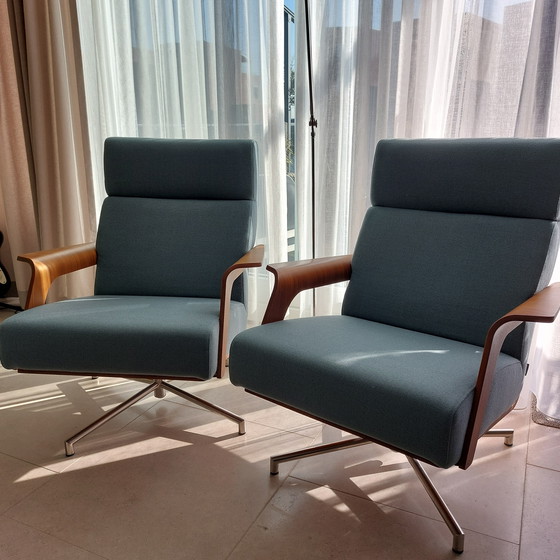 Image 1 of 2x sillones Harvink de Kaap más 1x otomana