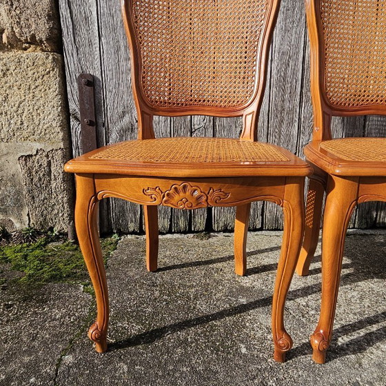 Image 1 of 4 chaises de salle à manger vintage françaises en rotin - chaises de style cottage - style Louis XV - années 80