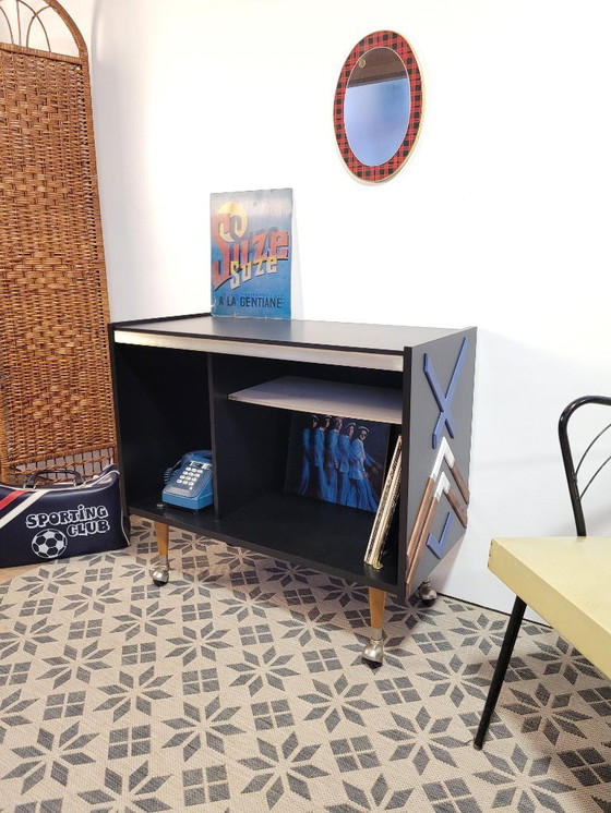 Image 1 of MOBILI IN VINILE