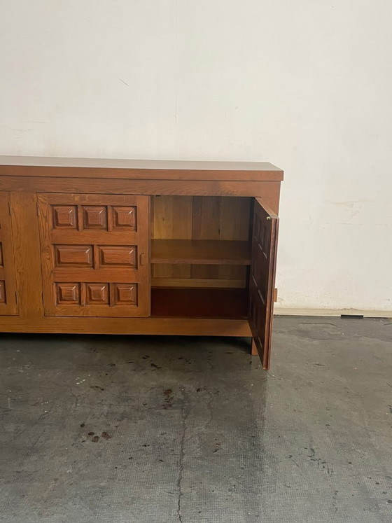 Französisches Sideboard im brutalistischen Stil aus Eichenholz, 1970er Jahre, Braun (Foto 9 von 11)
