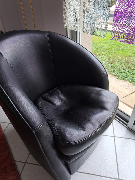 Fauteuil Club "Hall" Black leather, Sellier stitching,