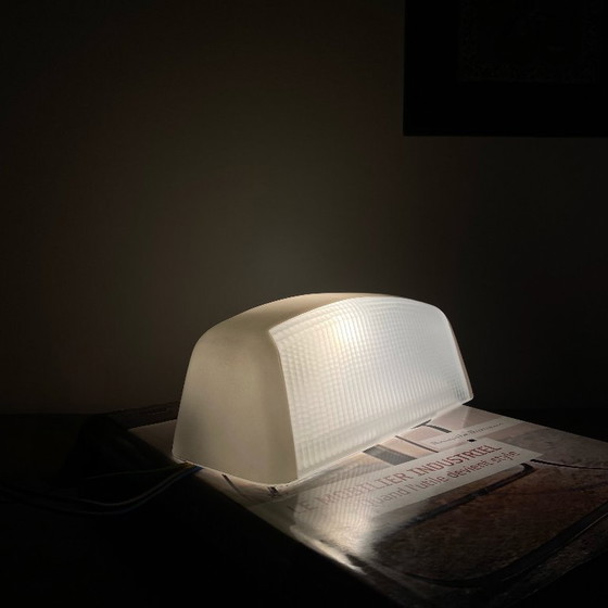 Image 1 of Holophane Glaswandleuchte