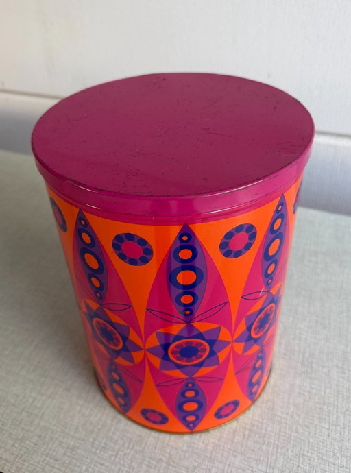 Vintage Tomado Dose Retro-Design