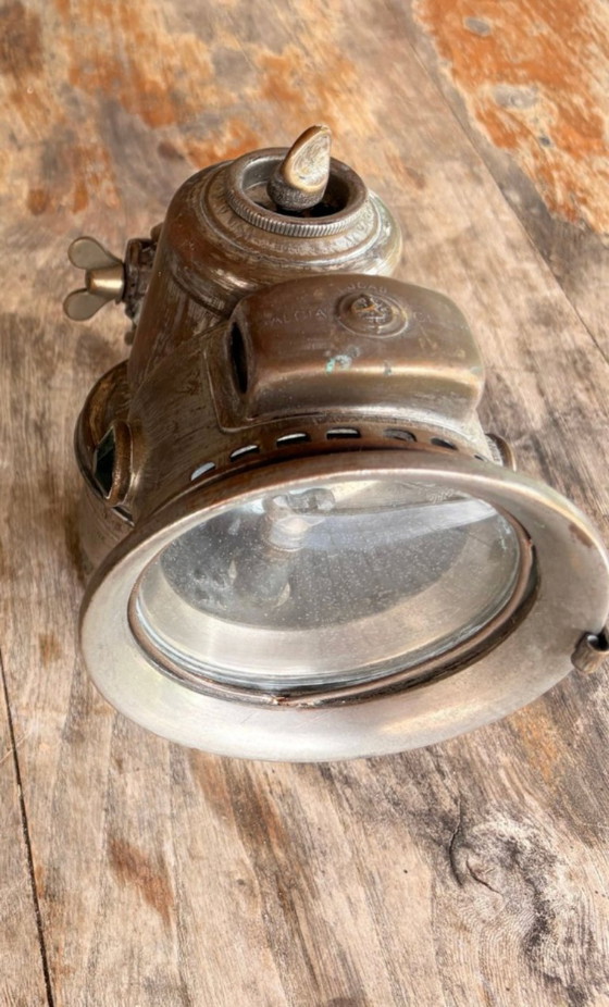 Image 1 of Antiguo Farol de Carburo Joseph Lucas Nº 133 "Calcia Club"-Tamaño Grande / Motocicleta (1910-1914, Eduardiano) - 100% original
