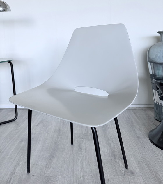 Image 1 of 4x chaises Tonneau vintage design by Pierre Guariche