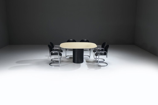 Rare table Tobio et chaises Dialogo Dessau par Afra E Tobia Scarpa pour B&B Italia