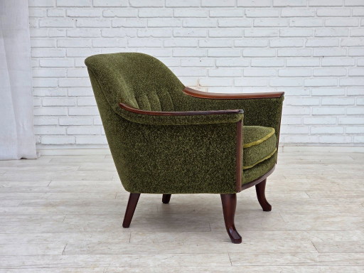Anni '70, poltrona norvegese, tessuto d'arredamento verde, legno di teak.