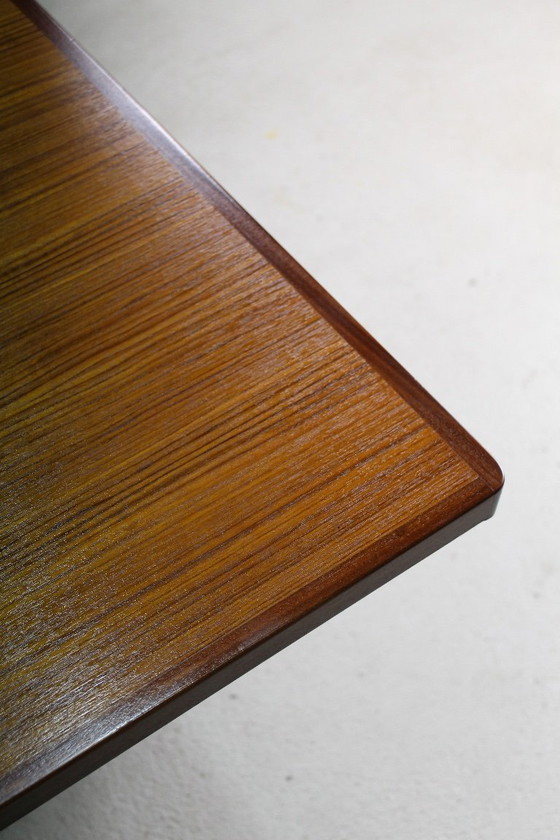 Image 1 of Tavolo da pranzo vintage in teak (allungabile)