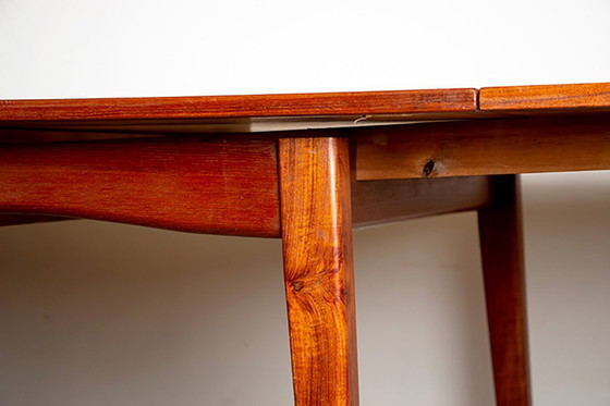 Image 1 of Grande Table de Repas Extensible Danoise en Teck Modèle 145 par Willy Sigh pour Sigh & Son 1960