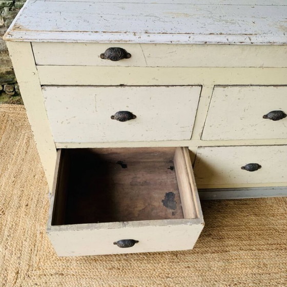 Image 1 of Dressoir / Ambachtelijk meubilair