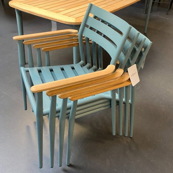 Image 1 of Tuinset Solpuri CHARLIE tafel met PIA stapelstoelen