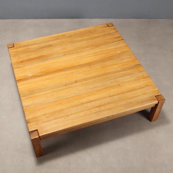 Image 1 of Large center table