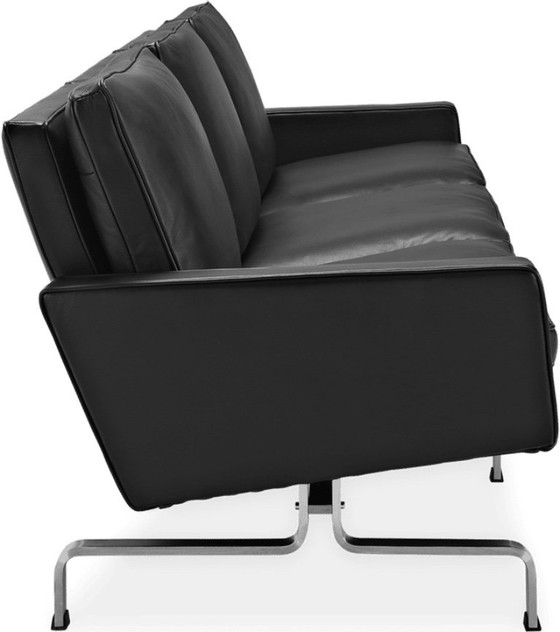 Image 1 of Praktische Qualität 1:1 Poul Kjearholm PK 31 Remake Fritz Hansen