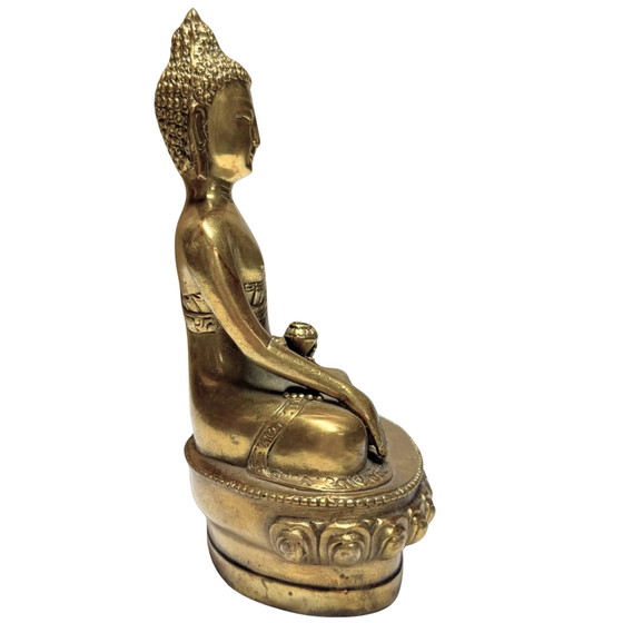 Estatua de Buda de Bronce Dorado – Bhumisparsha Mudra – Símbolo de Enraizamiento, Fuerza e Iluminación (photo 3 of 10)