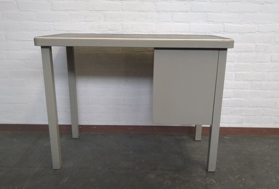 Image 1 of Gispen metalen bureautje met 5 lades 