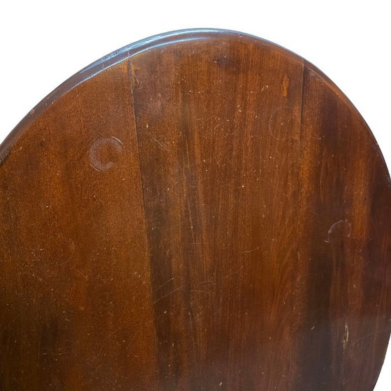 Image 1 of Antique English oval mahogany coffee table, 2nd half of the 19th century