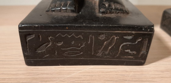 Image 1 of 3  Egyptische beelden 