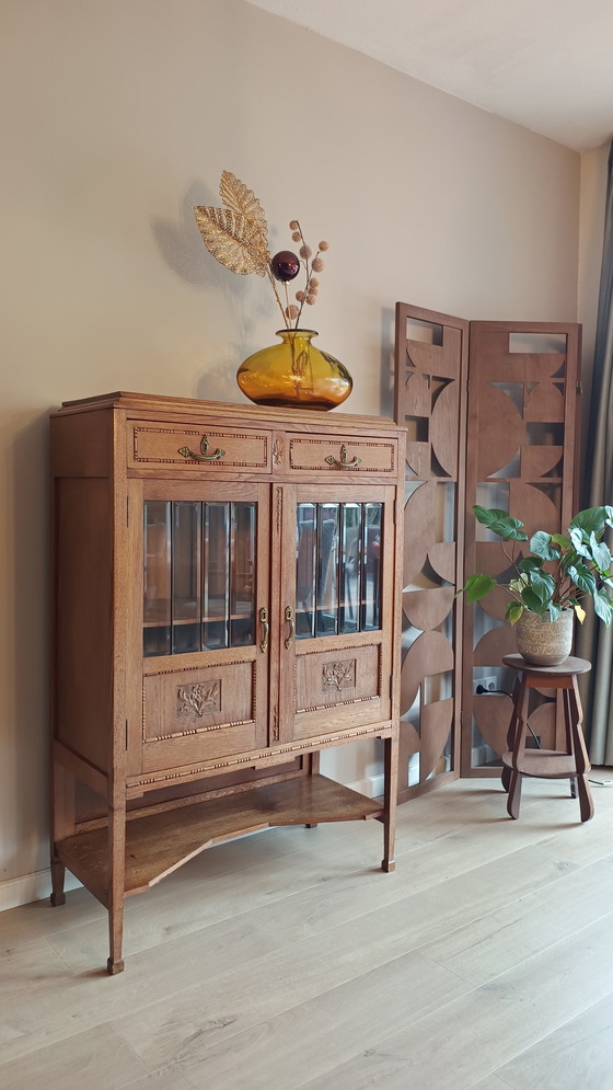 Image 1 of Magnifique vitrine Art déco de l'école d'Amsterdam